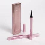 Delineador liquido Liquid Liner waterproof MykCosmetics Liquid Liner punta fina color negro intenso