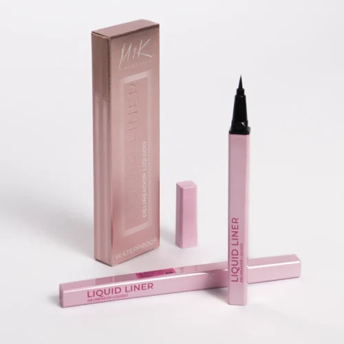 Delineador liquido Liquid Liner waterproof MykCosmetics Liquid Liner punta fina color negro intenso